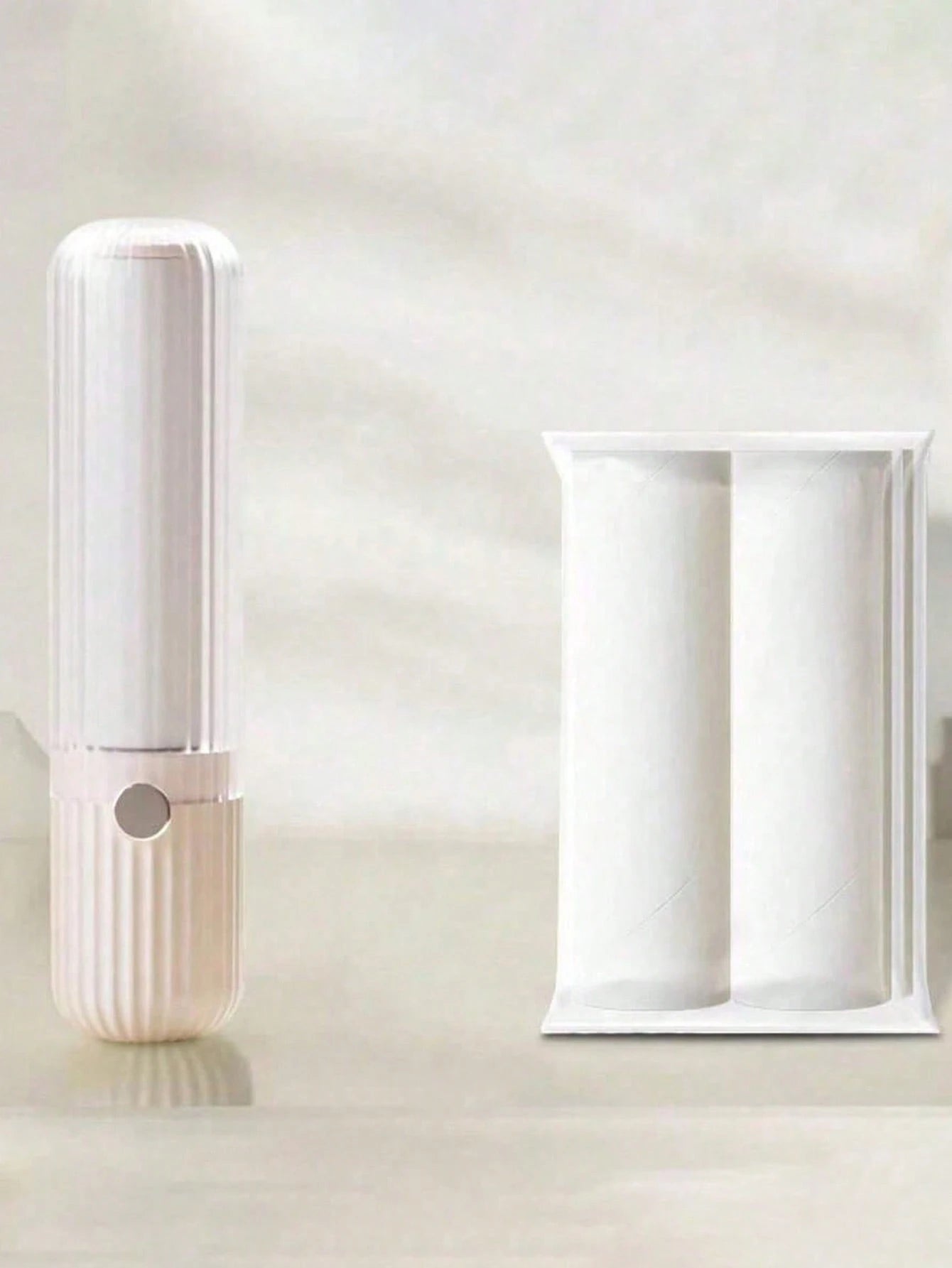 Portable Mini Refillable Lint Roller- Strong Sticky Lint Brush For Clothes, Bedding, Pet Hair, Travel Size Fuzz Remover