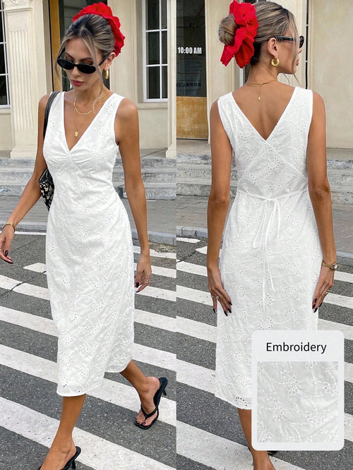 Serisse French Resort Slim Waist V-Neck Sleeveless Hollow Embroidery Dress Wedding Ladies Summer Elegant Spring New Year Party White Vacation Casual Holiday
