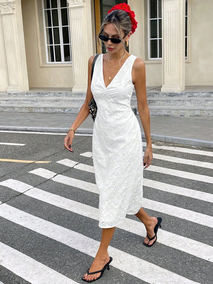 Serisse French Resort Slim Waist V-Neck Sleeveless Hollow Embroidery Dress Wedding Ladies Summer Elegant Spring New Year Party White Vacation Casual Holiday