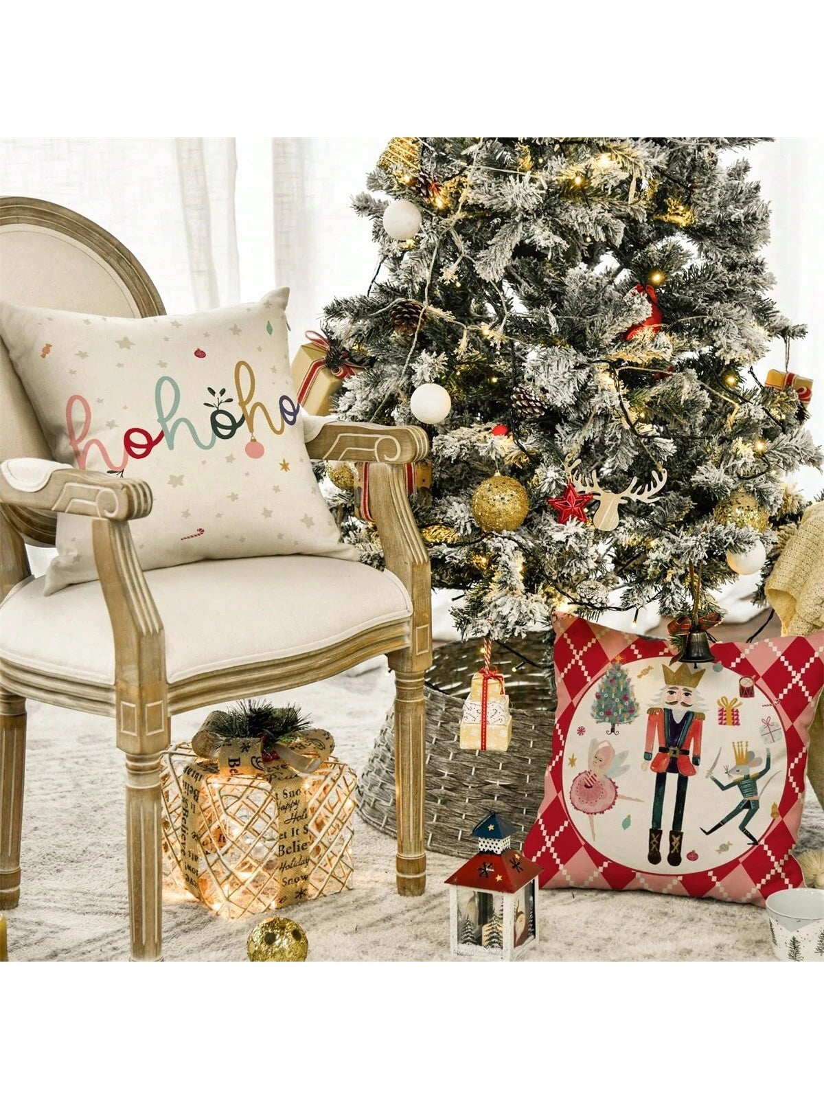 Set Of 4 Christmas Nutcrackers, Christmas Tree Plaid Pattern Printed Pillow Covers Without Filling