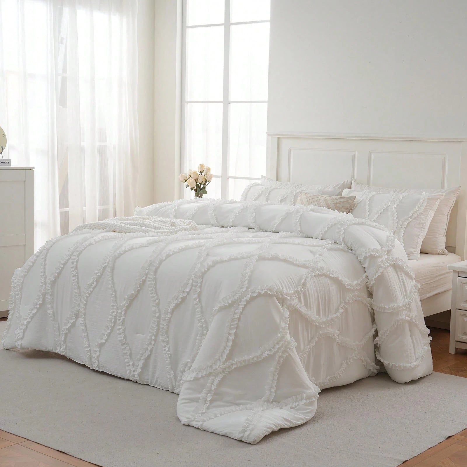 Shabby Chic Bedding Comforter Set Queen/King Size,White Comforter King Bed Set 3 Pcs,Vintage Boho Farmhouse Bedding Set,Ruffle Comforter Aesthetic Bedding Set For Women Adults Soft Lightweight Comfor