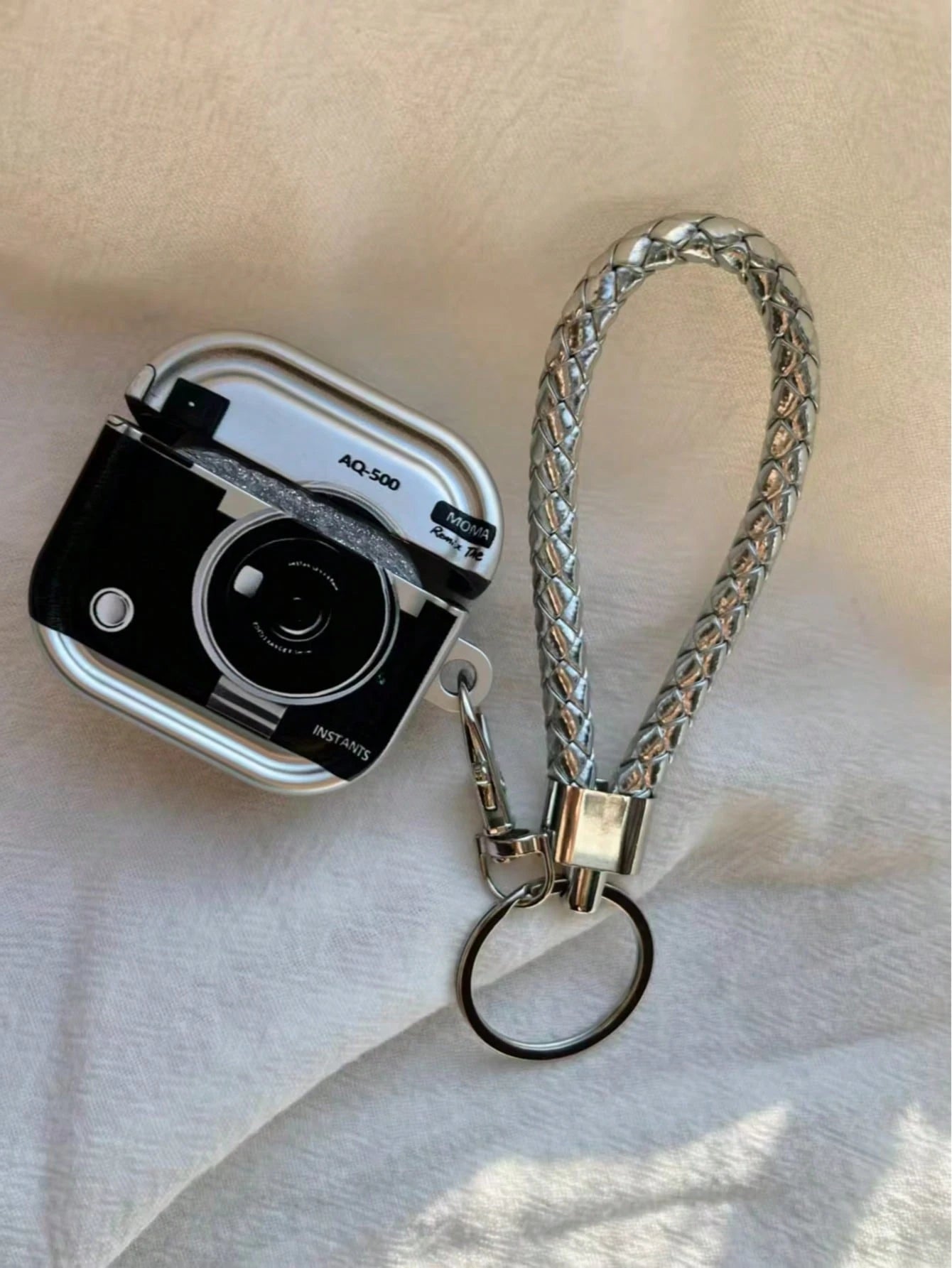 Shockproof Camera Shaped Bluetooth Earphone Case 1pc Vintage Camera Shockproof Earphone Case + Lanyard Bluetooth Earphone Charging Case Compatible With Apple 1st/2nd/3rd/Pro/Pro 2nd Generation Creativ