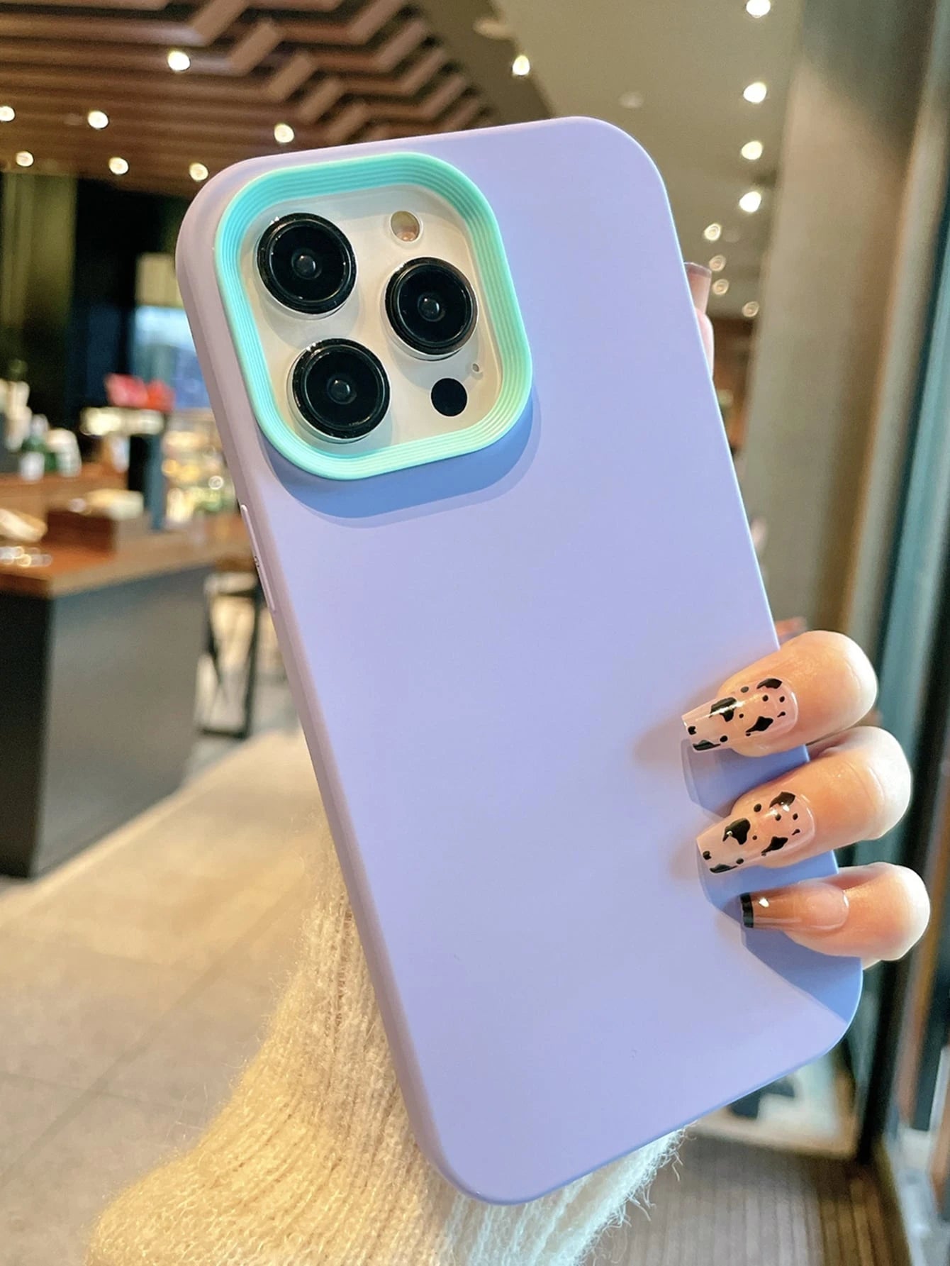 Shockproof Solid Color Solid Color Spray Painted Contrast Color 3-In-1 Anti-Drop Phone Case Compatible With IPhone 11, 12, 13, 11, 16, 17, 17 Pro Max, 13 Pro Max, 16 Plus, 16 Pro Max, 16 Pro, 14 Pro