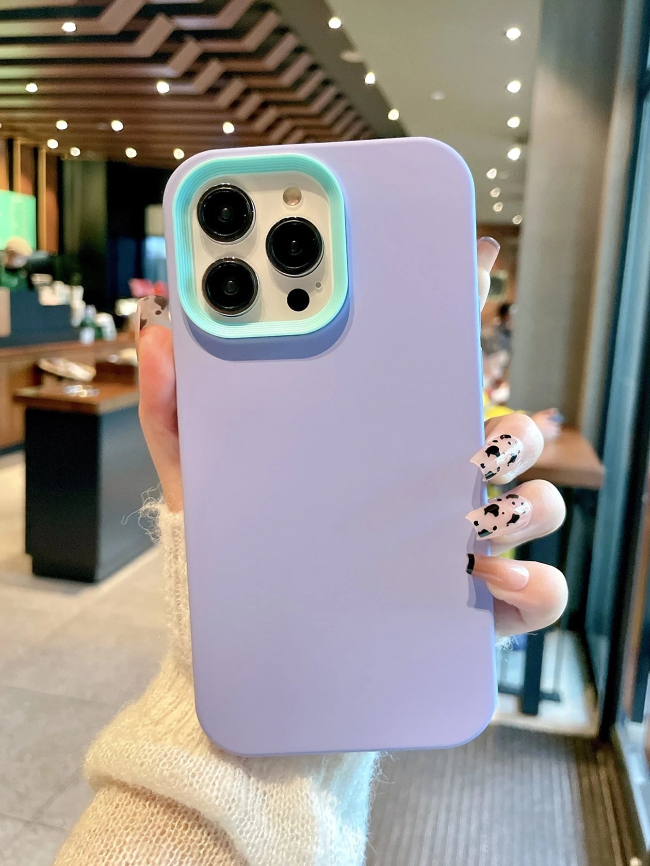Shockproof Solid Color Solid Color Spray Painted Contrast Color 3-In-1 Anti-Drop Phone Case Compatible With IPhone 11, 12, 13, 11, 16, 17, 17 Pro Max, 13 Pro Max, 16 Plus, 16 Pro Max, 16 Pro, 14 Pro