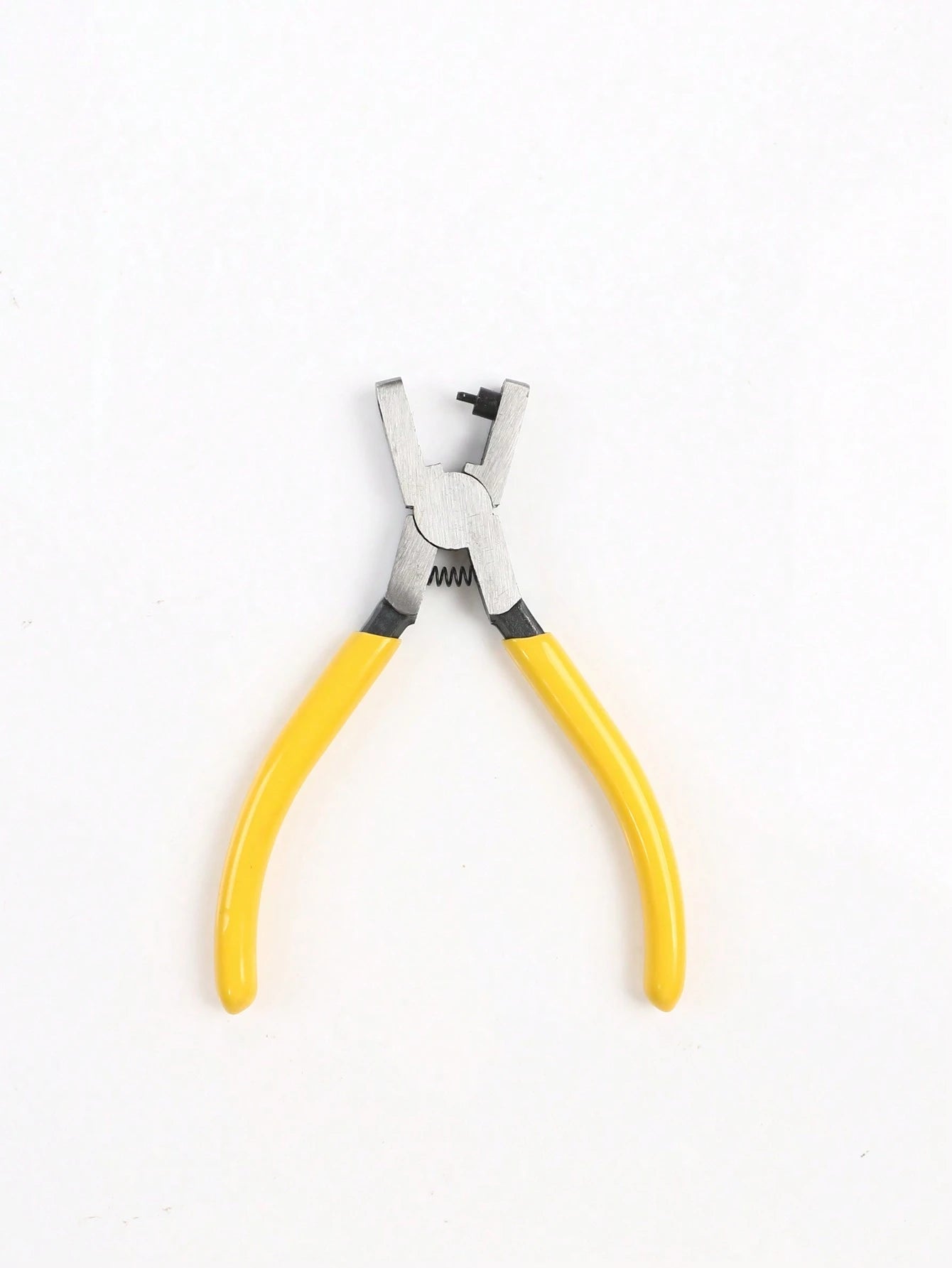 SikeSike 1pc Leather Hole Punch Tool, Suitable For Belts, Watch Straps, Handbag Straps, Etc. Fabric And Leather Hole Puncher, Suitable For Handmade And Simple DIY Belt Holes, Random Style And Color.