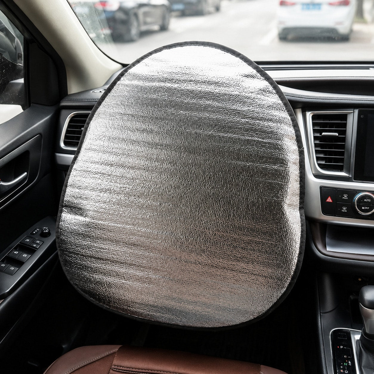 Silver Reflective Heat-Insulating Sun Shade Cover For Car Steering Wheel, Anti-Burn And Anti-UV Protection For Summer, Foldable And Portable Storage, Black Fine Edging, Suitable For Most Sedans And SU