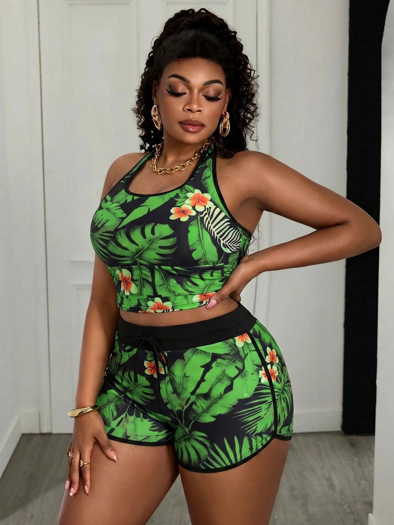 Slaydiva Plus Size Tropical Plant Print Halter Neck Tankini Top And Shorts Swimwear Set, Summer Beach Holiday