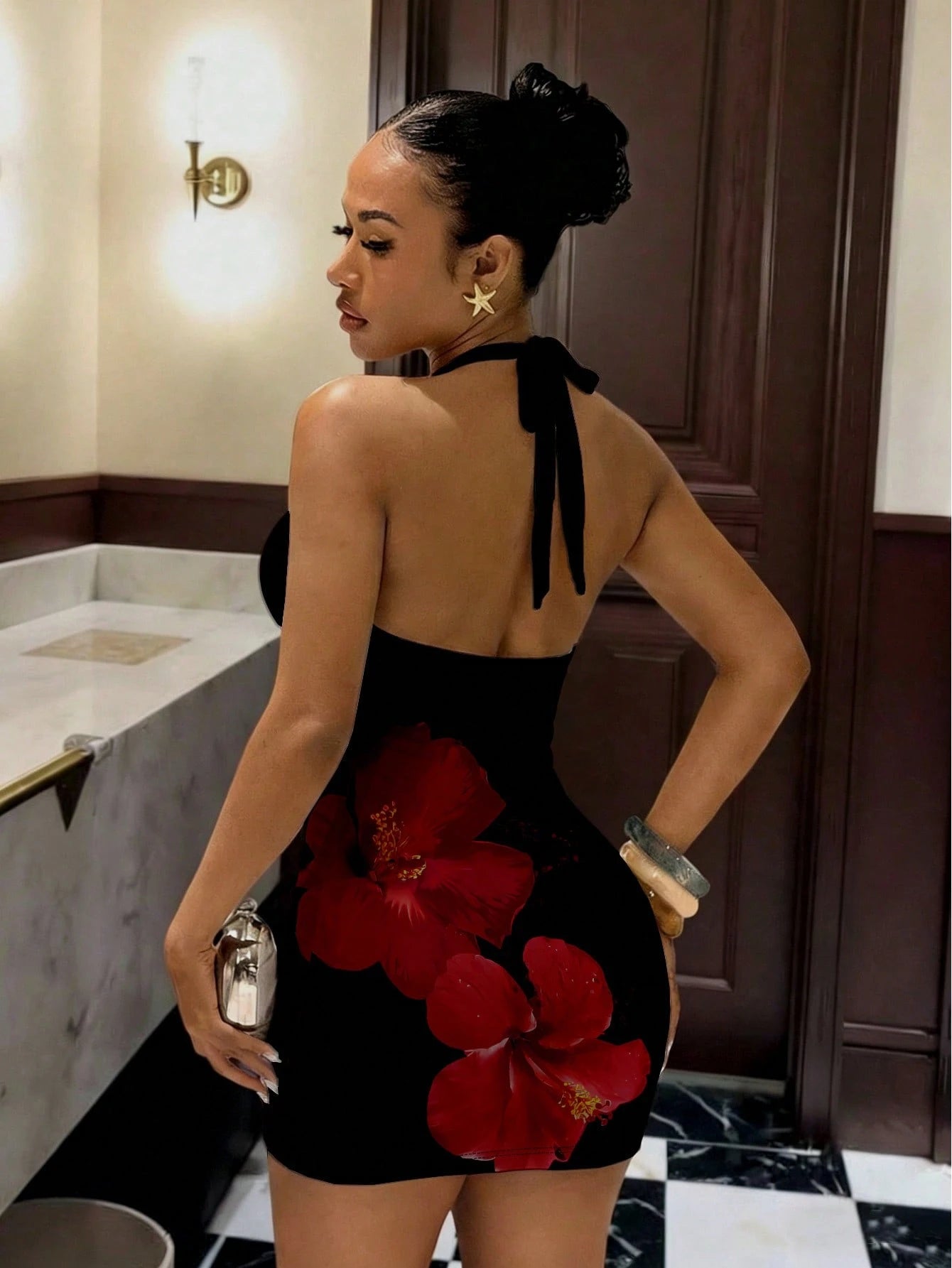 Slaydiva Women's Black And Red Floral Print Halter Neck Tie Slim Fit Mini Dress Summer 70's Boho Sexy Tropical Elegant Vacation Beachwear Night Out Club Party