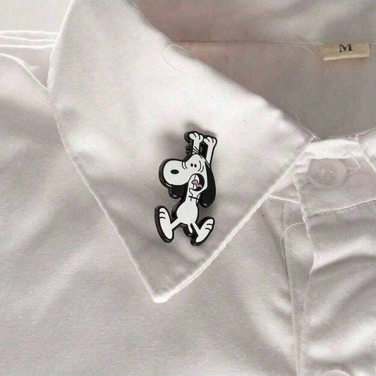 SNOOPY 1pc Cartoon Badges Featuring 's Surprised Expression, Metal Brooch, Anime Children's Gift, Pin, Accessory, And Bag Pendant