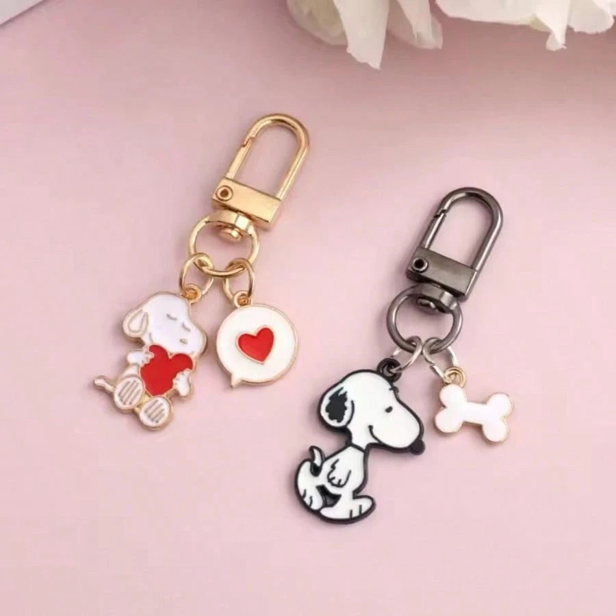 SNOOPY 2pcs Creative Cute Cartoon Metal Keychain Personalized Cartoon Peripheral Couple Backpack Decoration Pendant
