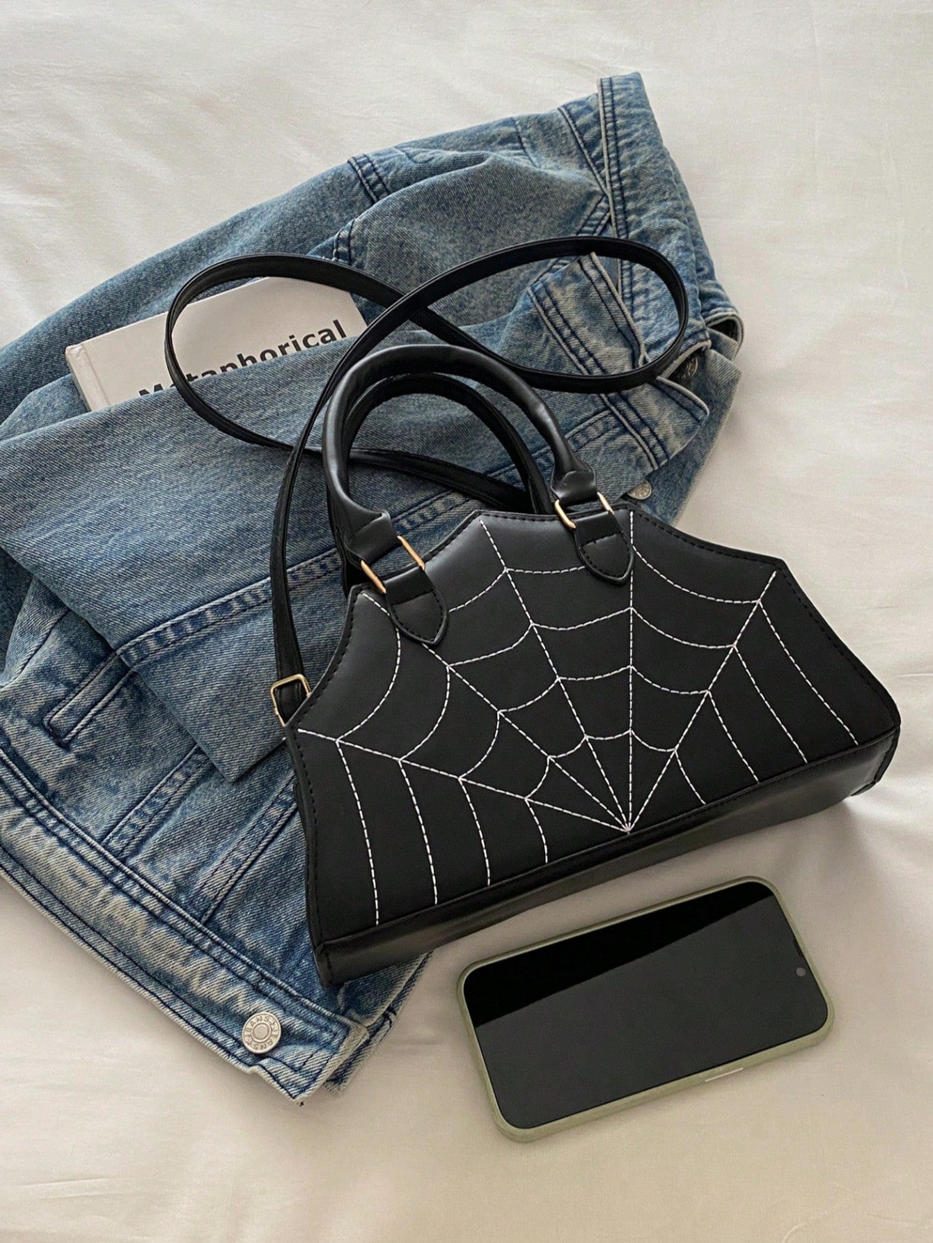 Spider Web Shaped Fashion Hand Bag, Tote Bag, Shoulder Bag For Halloween, Halloween Purse, Perfect For Fancy Party Halloween Fashion & Gothic Fashion, Best Halloween Gifts For Women, Perfectly Matchin