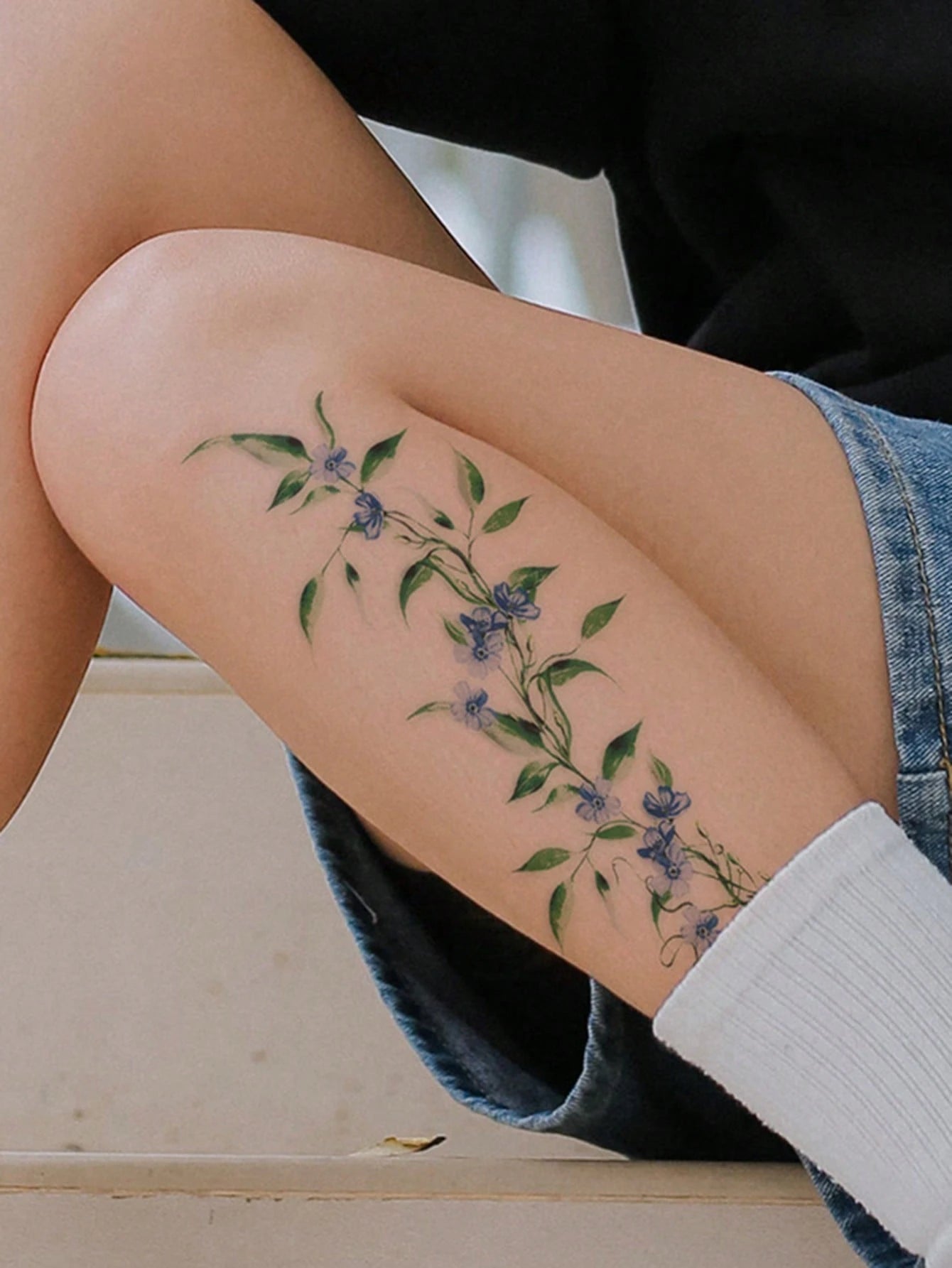 STARTTOOS Halloween Fresh Elegant Light Blue Floral Vine Pattern Halloween Makeup Halloween Street Party Gift Arm Shoulder Neck Leg Waterproof Tattoo Sticker 1pc/Pack