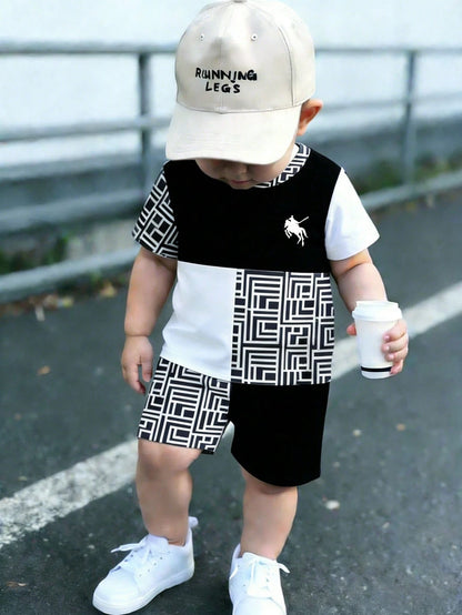 Summer Baby Boy Creative Fresh Football Player Silhouette Ink Splatter Pattern Print Casual Sports Style Basic Short T-Shirt And Shorts Set, Comfortable Daily Wear Outfit, Sets