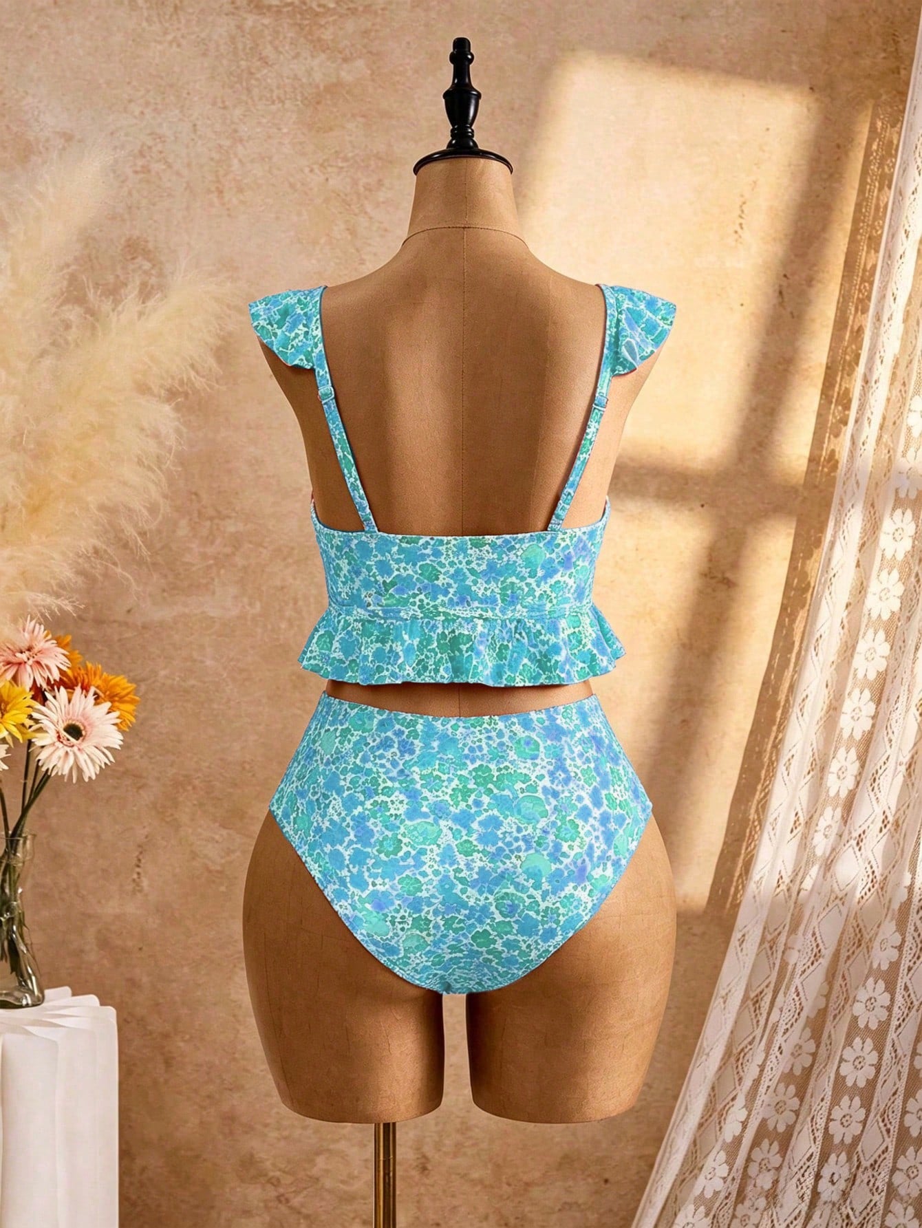 Swim Mod Plus Size Ditsy Floral Ruffle Trim Swimwear Set For Women