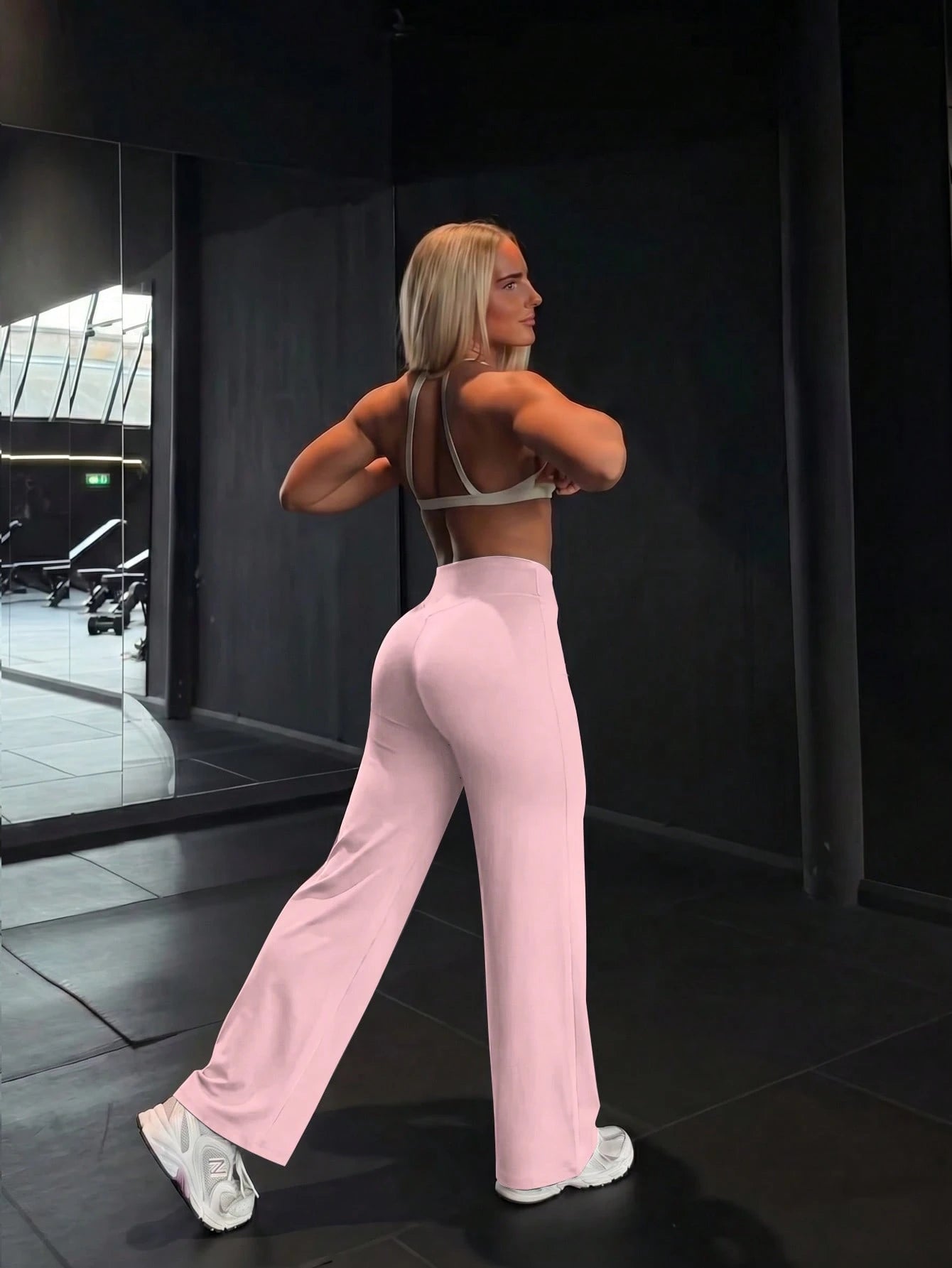 This Solid Color Yoga Wide-Leg Pants Are Comfortable And Slimming, Suitable For Running, Fitness, And Various Yoga Activities. Pink Spring Sports