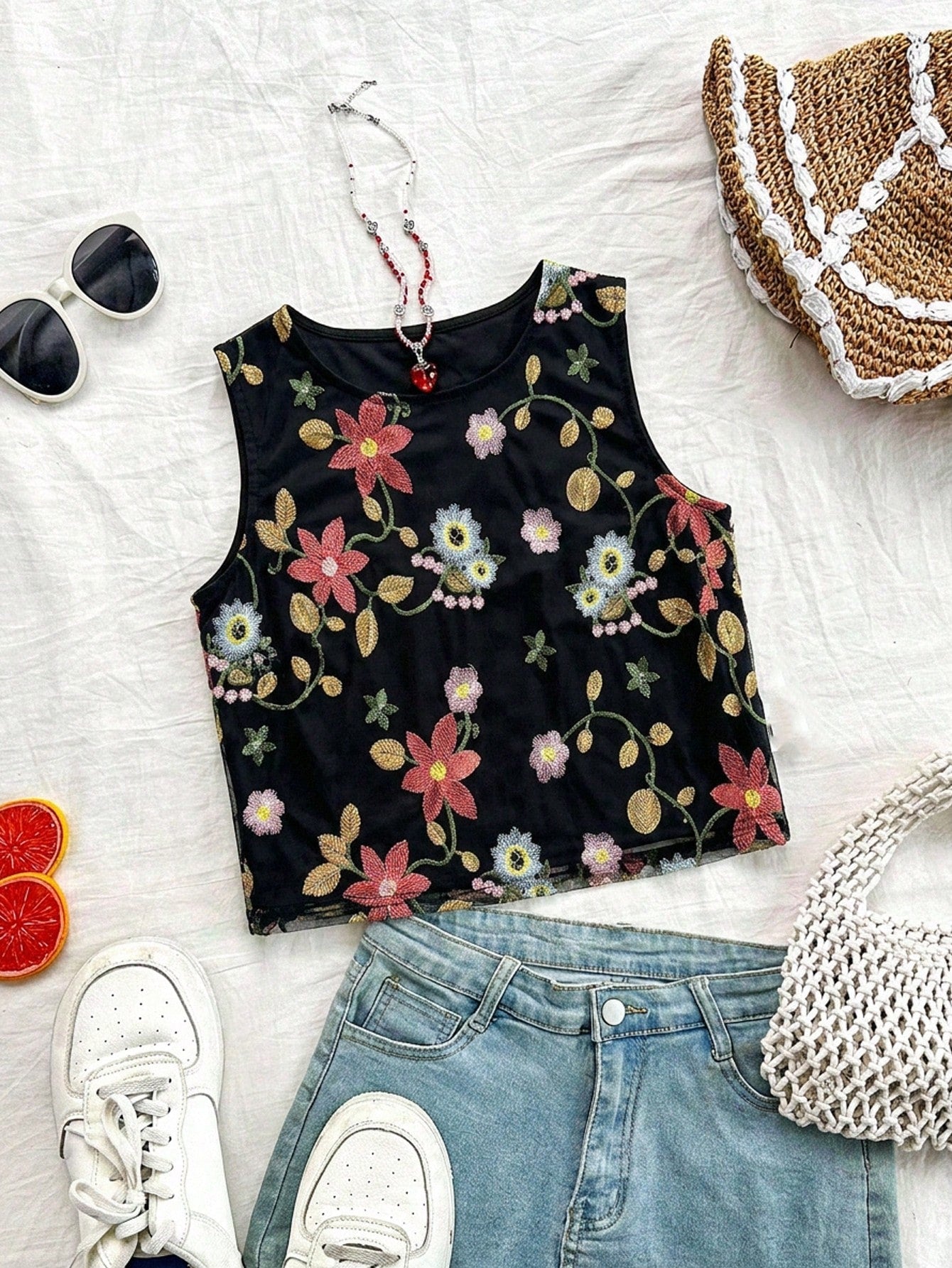 Travachic Plus Size Women's Floral Embroidered Pattern Casual Elegant Traditional Versatile Everyday Top Vacation Evening Black Summer