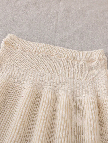 Tween Girl Winter Knit 2 Pieces Set, Cute 3D Bow Sweater With Pleated Skirt, Elegant And Adorable,Suitable For Autumn/Winter Back To School Clothes