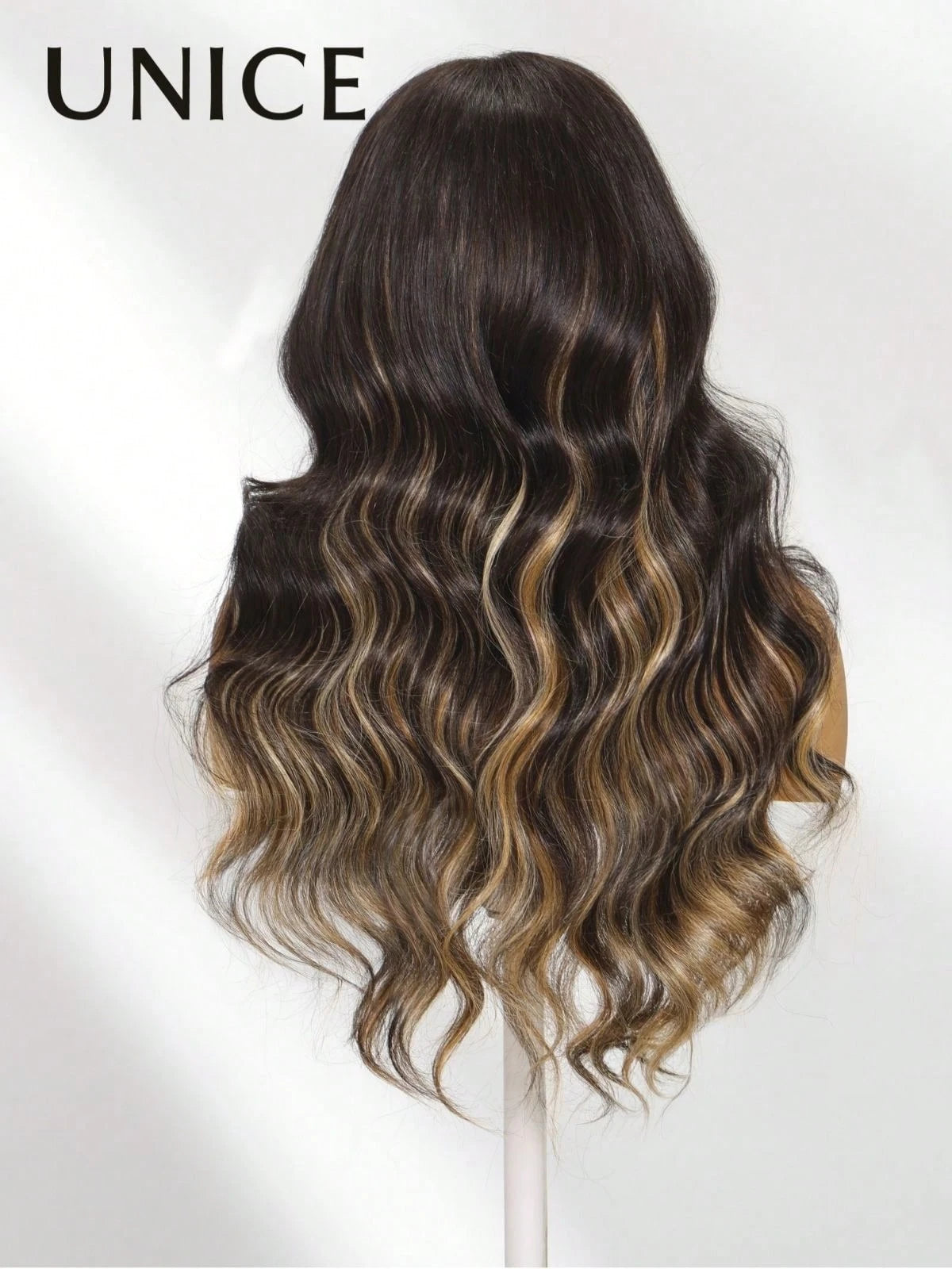 UNice 7x5 Bye Bye Knots Glueless Wig Drawstring Fit For All Sizes Pre Cut Lace Front Wigs Butterscotch Highlights Brown Loose Wave Wig With Free Face Framing Bangs 100% Human Hair Put On And Go Wig Pr