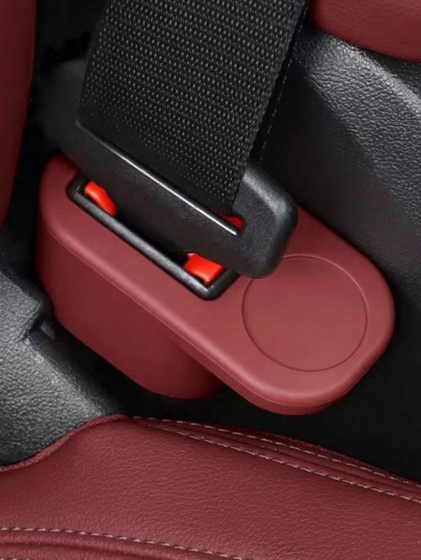 Universal Sports Seat Belt Fastener- Say Goodbye To Complicated Installation In One Second| Universal Design Breaks Through Vehicle Model Restrictions, Using Adaptive Slot Technology, Perfectly Comp