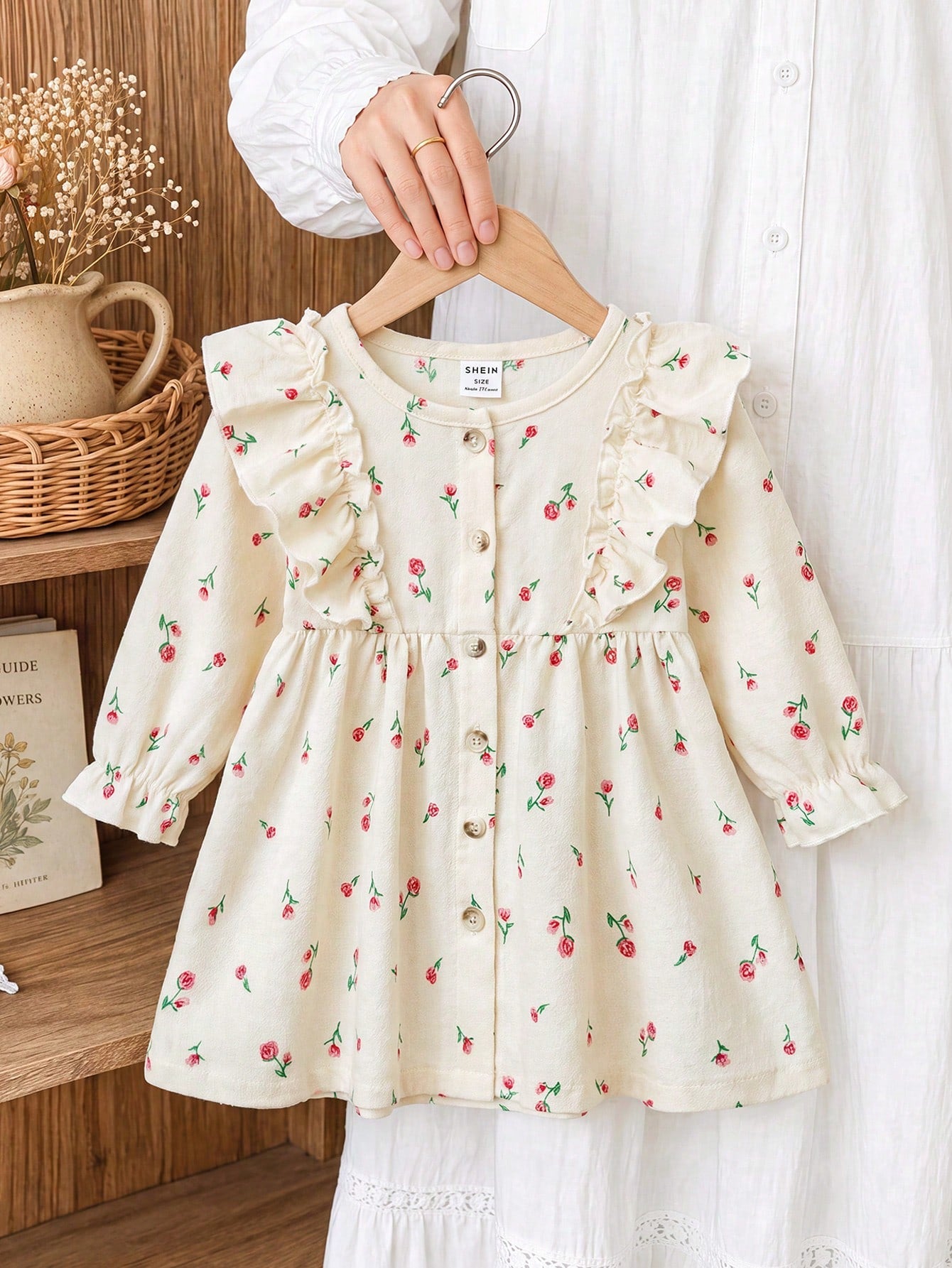 Vintaside Kids 1pc Baby Girl Spring/Autumn Cream & Rose Red Gentle Pastoral Style Small Rose All-Over Print Flutter Sleeve Ruffle Trim Long Sleeve Single-Breasted A-Line Dress, Waist-Cinched Loo