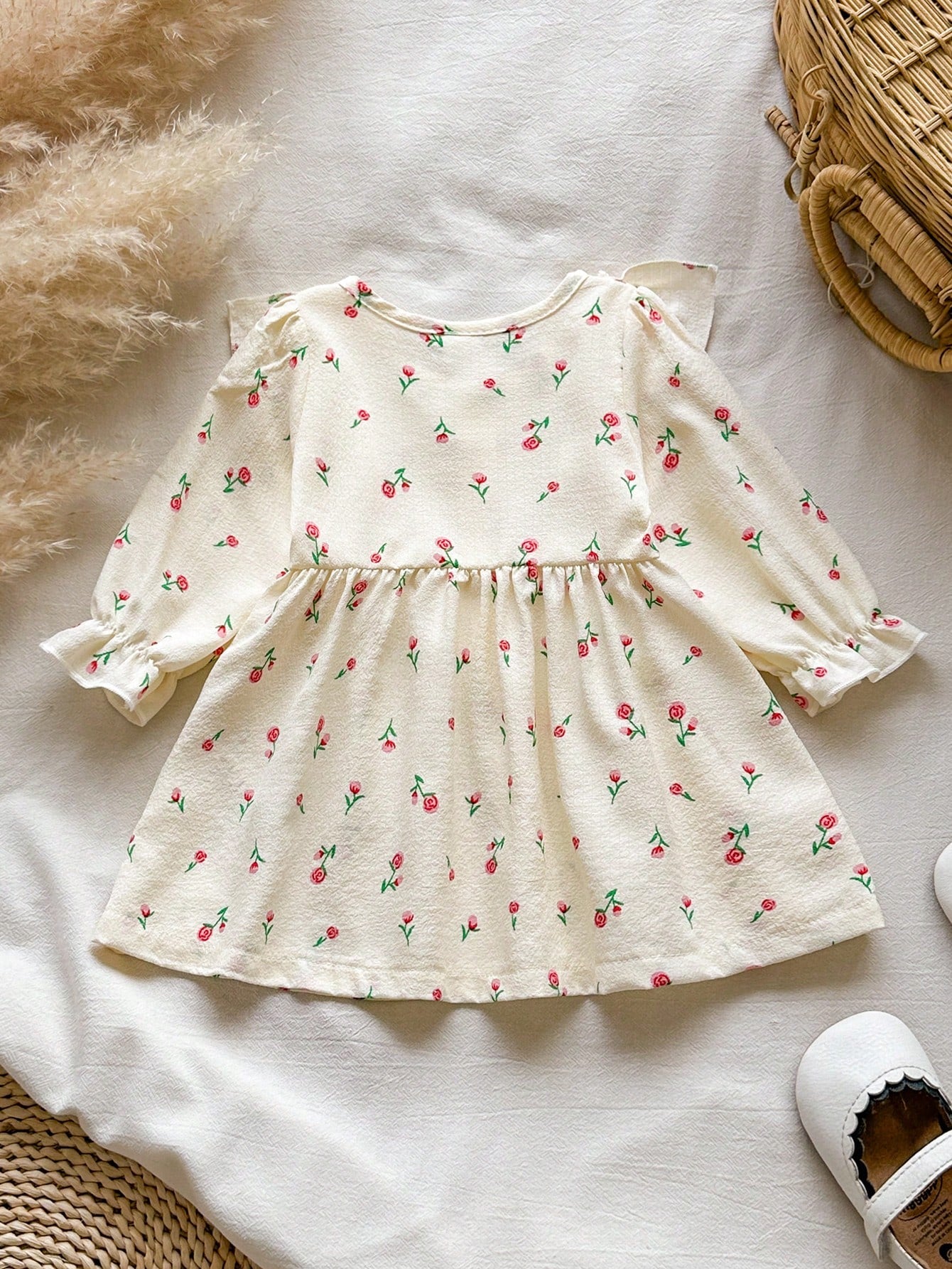Vintaside Kids 1pc Baby Girl Spring/Autumn Cream & Rose Red Gentle Pastoral Style Small Rose All-Over Print Flutter Sleeve Ruffle Trim Long Sleeve Single-Breasted A-Line Dress, Waist-Cinched Loo