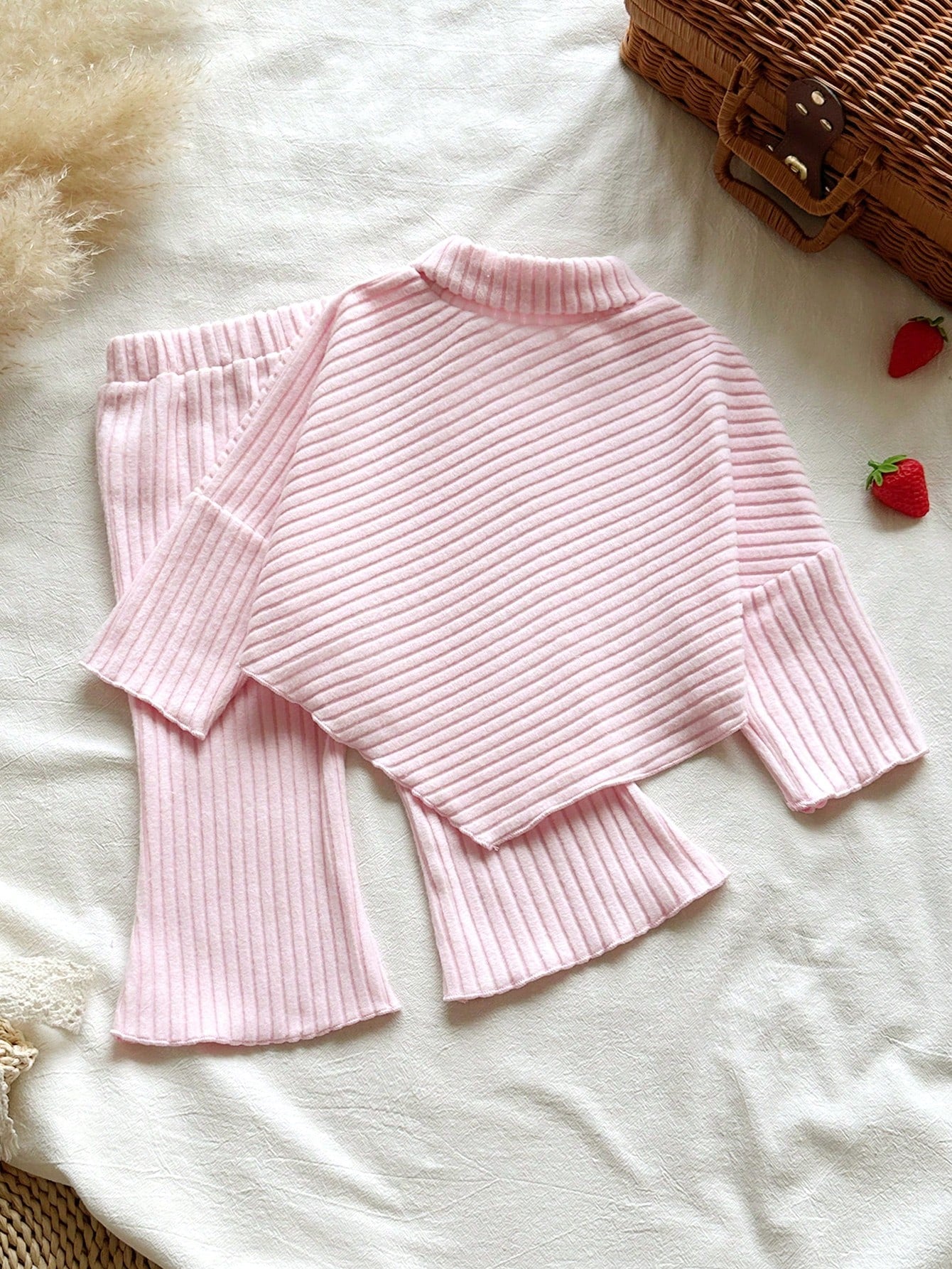 Vintaside Kids Baby Girl 0-3 Years Autumn Embroidered Strawberry Ribbed Knit Long Sleeve Top And Flare Pants Set, Pink, Suitable For Daily Wear, High Neck Casual Everyday Outfit