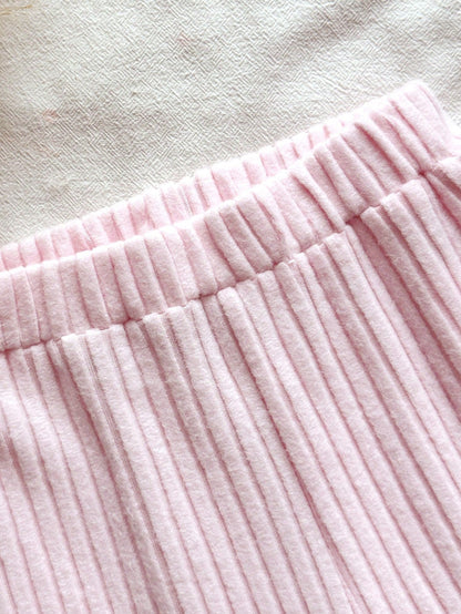 Vintaside Kids Baby Girl 0-3 Years Autumn Embroidered Strawberry Ribbed Knit Long Sleeve Top And Flare Pants Set, Pink, Suitable For Daily Wear, High Neck Casual Everyday Outfit