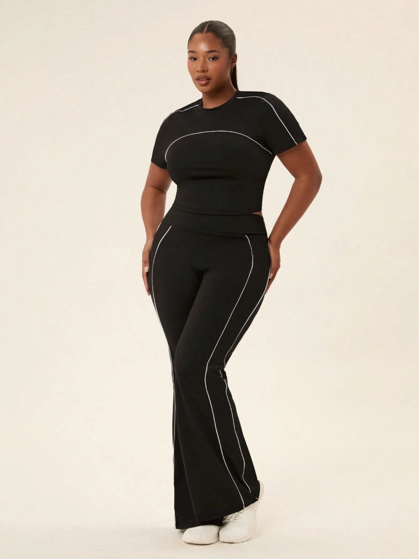 Voyena Plus Size Women's Short Sleeve T-Shirt And Flare Pants Casual Sports Set Fall Daily Lounging, Casual Wear, Running, And Going Out Yoga