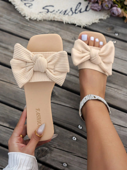 Women's Beige Butterfly Decorated Flat Slide Sandals, Square Toe, Fashionable & Minimalistic, Suitable For Home, Outing & Party, Cute Beach Slippers Valentines