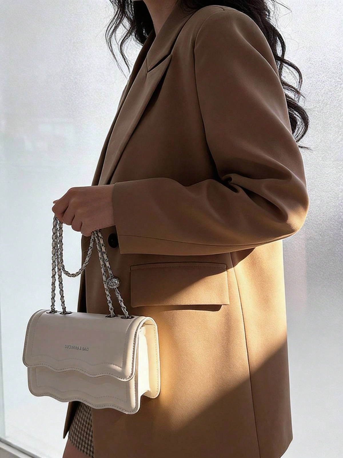 Women's Chic Solid Color Chain Shoulder Bag Small Square Crossbody Bag PU Leather Underarm Bag For Travel And Party