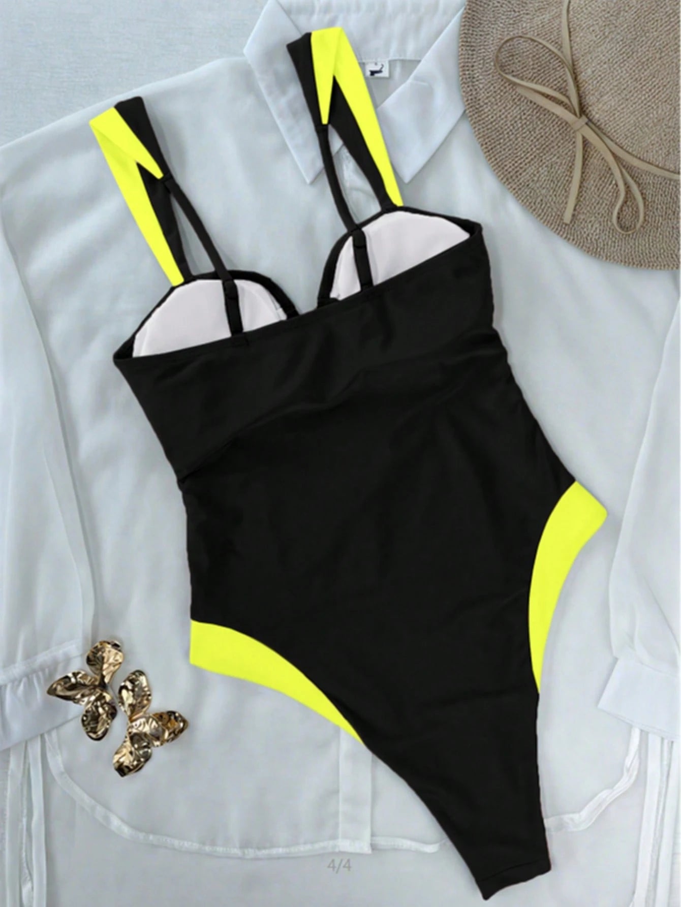 Women's Color-Blocked One-Piece Swimsuit. Sexy Color Contrast Trim Flatters The Figure, Ideal For Beach Holidays And Vacation Style Looks. Black Summer