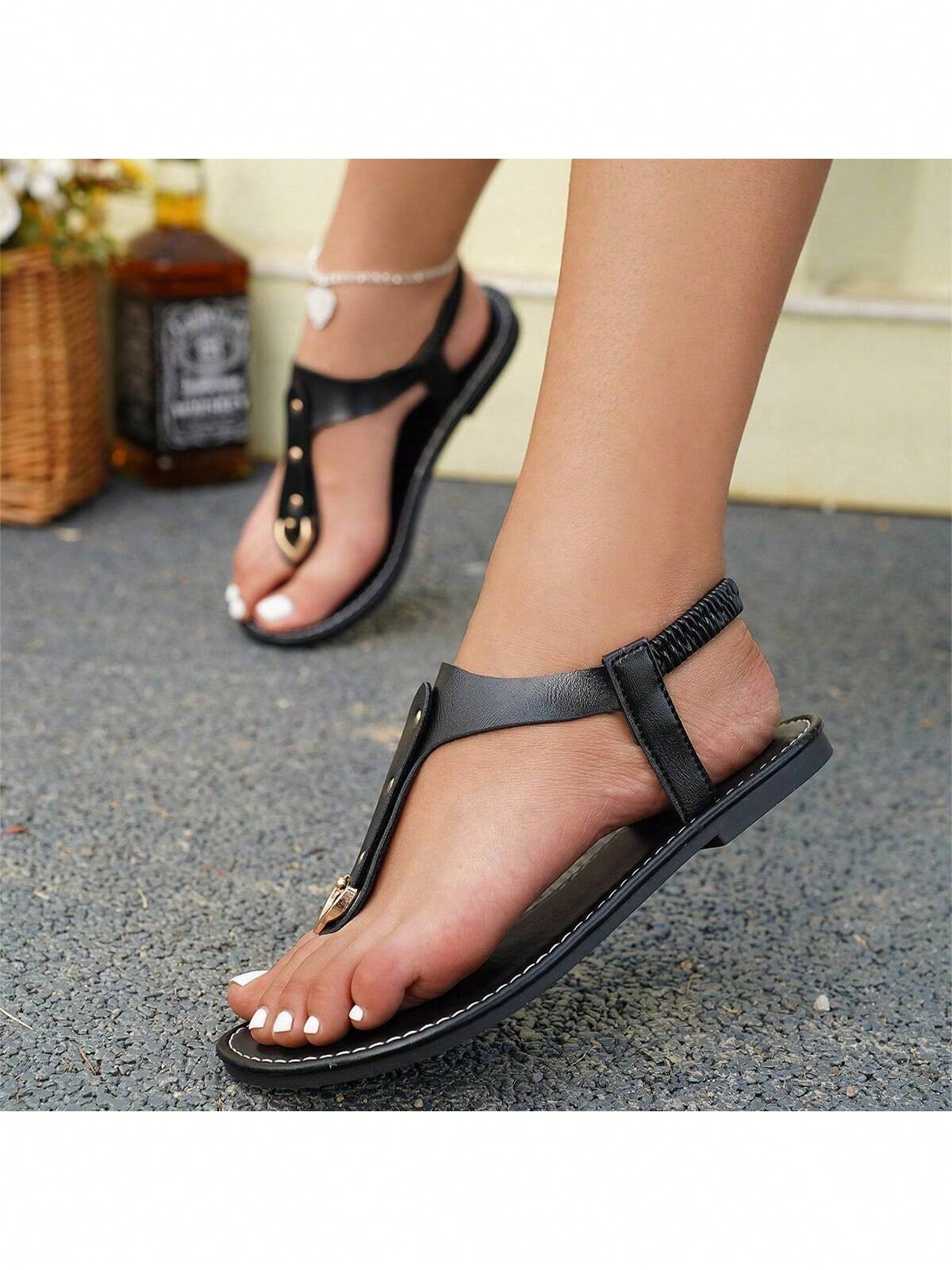 Women's Rivet Elastic Slip-On Round Toe Flat Sandals, Hollow-Out, Open Toe, Comfortable, Non-Slip Flat Outdoor Sandals