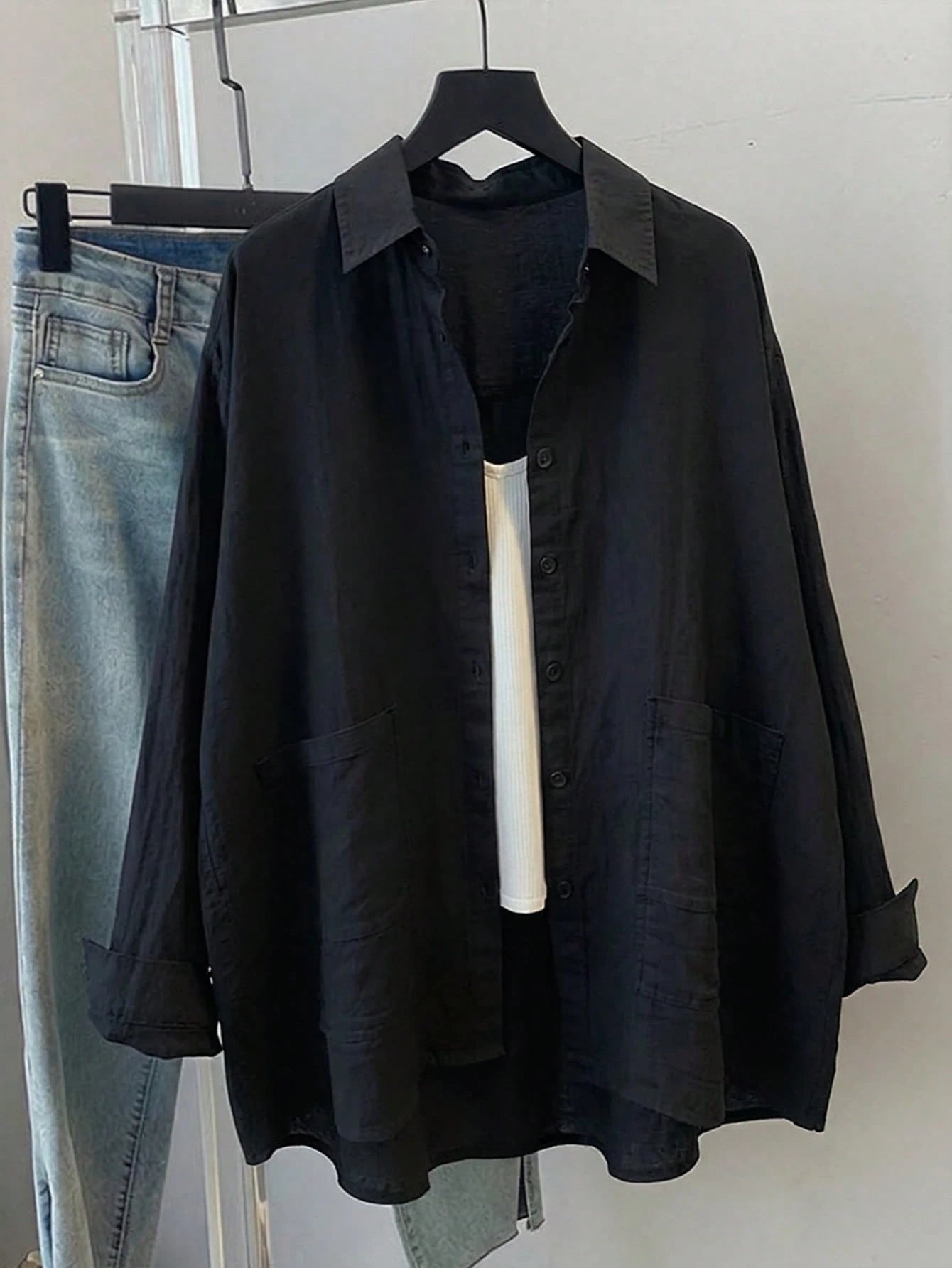 Women's Solid Color Loose Casual Long Sleeve Shirt With Pockets, Dropped Shoulder Design, Shirt Collar And Front Pocket, Woven Fabric For Casual Everyday Look, Work To Weekend
