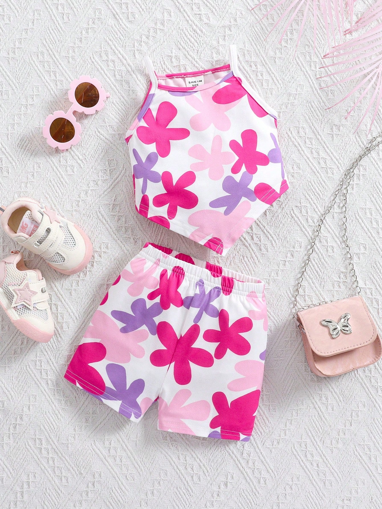 Young Girl Striped Floral Decor Camisole And Shorts 2 Pieces Set